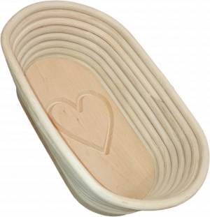 Peddigrohrkorb 1 KG Motiv Herz im Holzboden oval 25x16x7cm