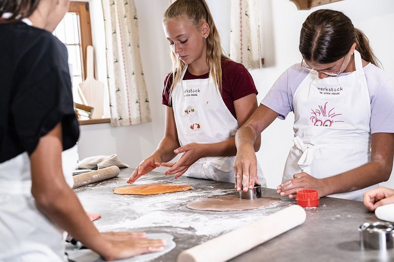 Foto vom Probebacken mit Kindern